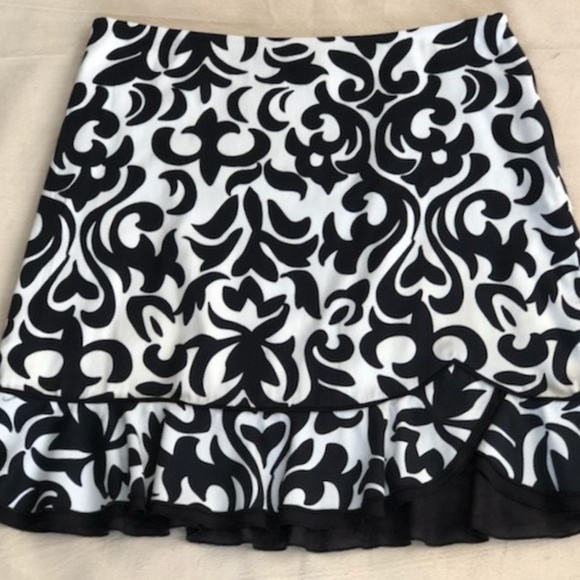 Fleur-de-lis Scroll Mini Skirt by WHBM - Picture 1 of 4